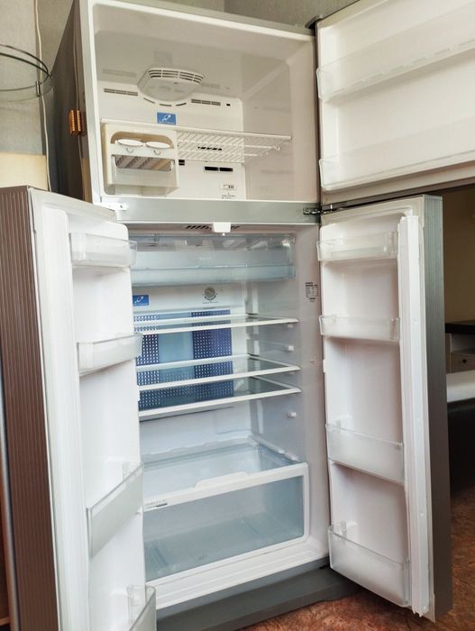 Холодильник HITACHI R-W570AUN8