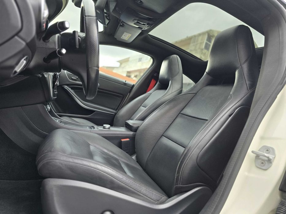 MERCEDES-BENZ CLA 220 AMG 170CV "FULL EXTRAS" "7G-TRONIC"