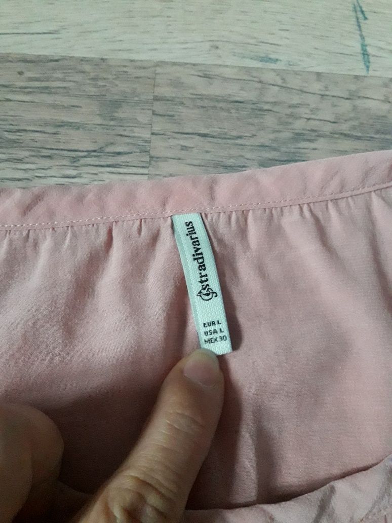 Футболка Sinsay, стильна блуза Stradivarius для дівчини