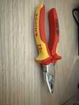 SzcYpce kombinerki Knipex do pracy pod napieciem 1000V