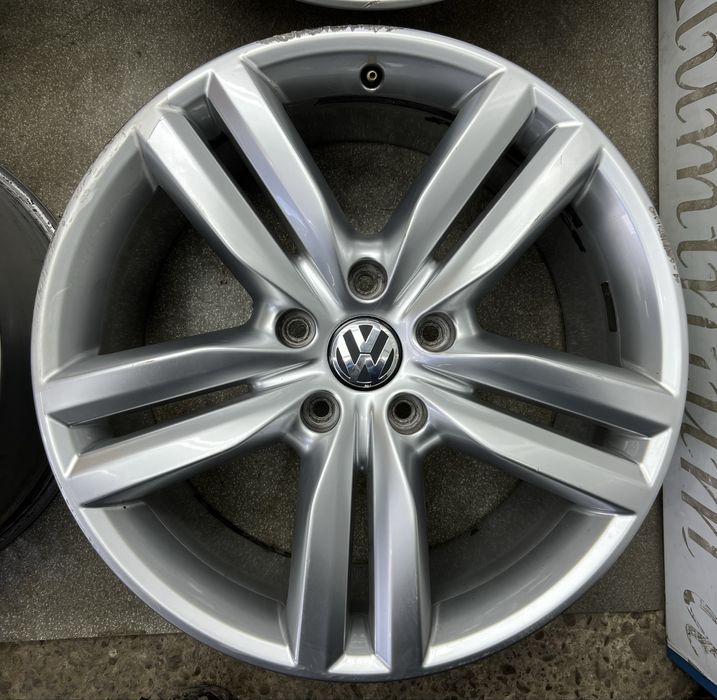 Диски R20 5 130 Оригінал Volkswagen Touareg J9 et57 туарег