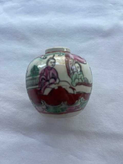 Pote chinês pequeno