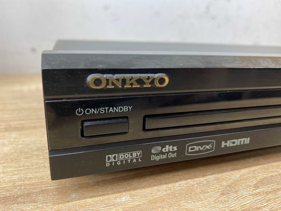 Odtwarzacz DVD ONKYO DV-SP406