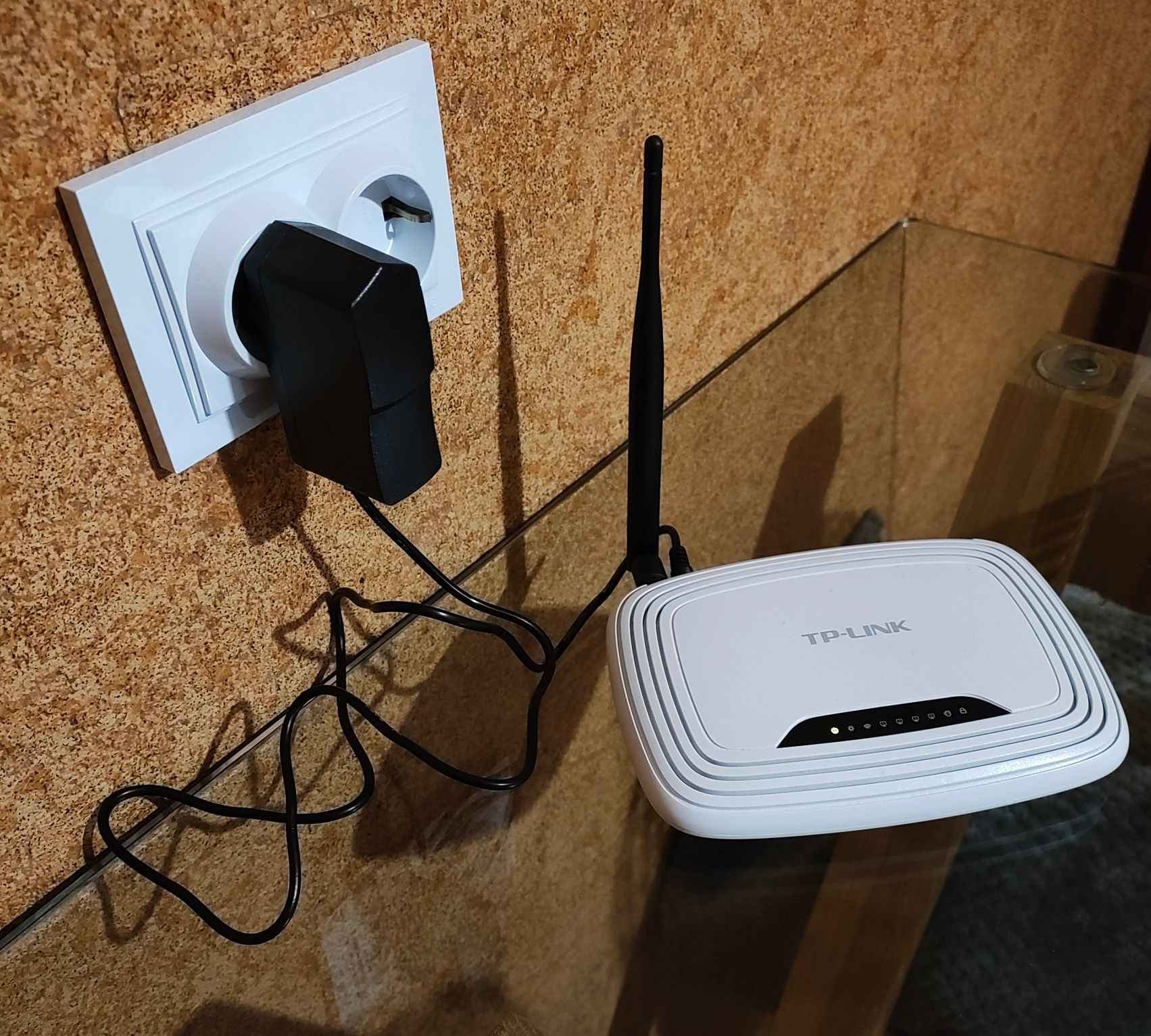 WI-FI роутер TP-LINK TL-WR741ND (комплект)