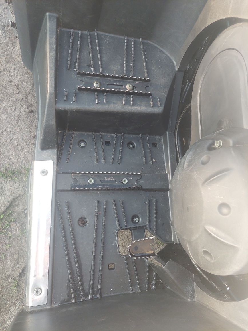 Продам квадроцикл Hisun 550