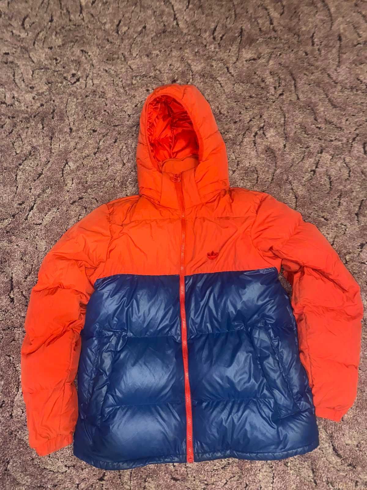 Пуховик Adidas
Розмір-М
Стан-9,5/10