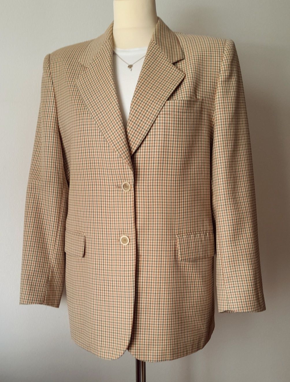 Blazer Vintage 80s/90s, ao xadrez, 45% lã. Tamanho M
