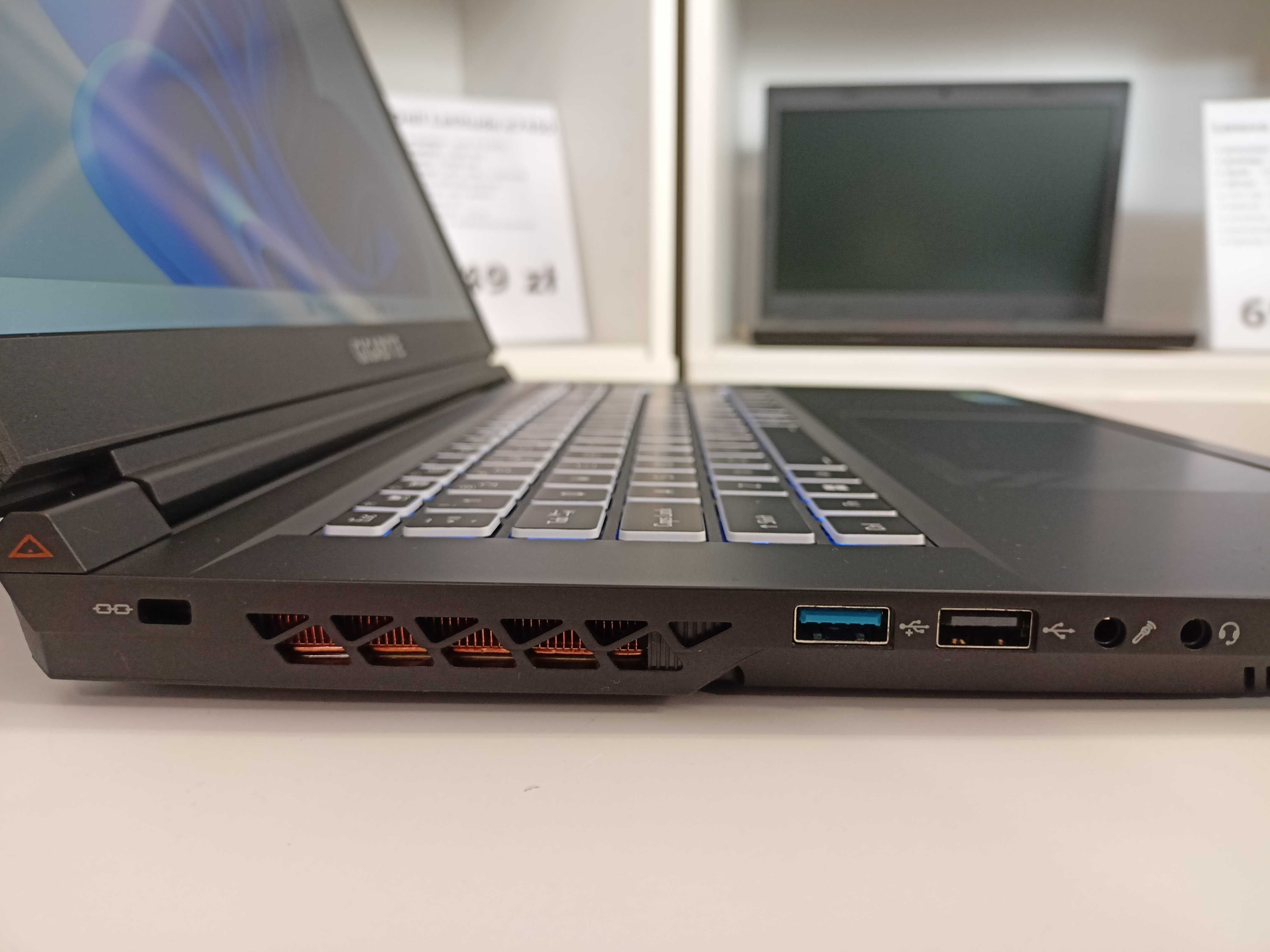 Nowy Gamingowy Gigabyte G5 KF i5-12500H 32gb 512gb RTX 4060 8GB 144Hz