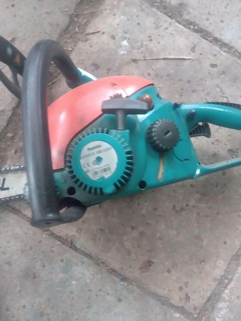 Dolmar 2,7 kM. /Makita 4610 ,2,7kM