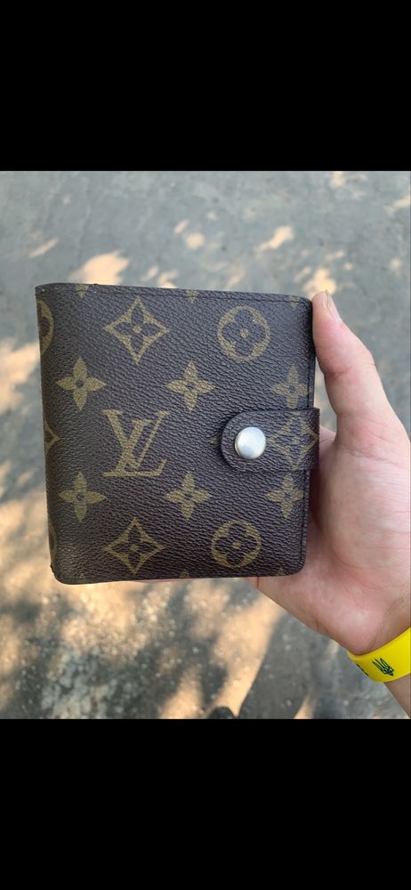 Кошелек louis vuitton