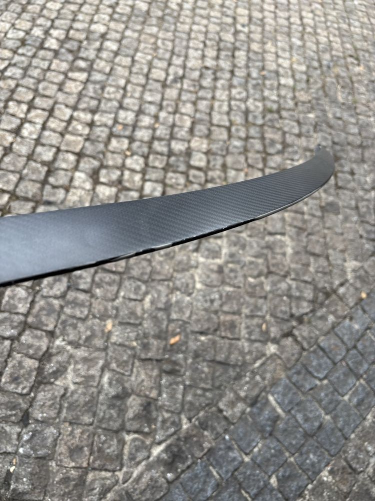 Aileron/spoiler Tesla model 3 estilo carbono