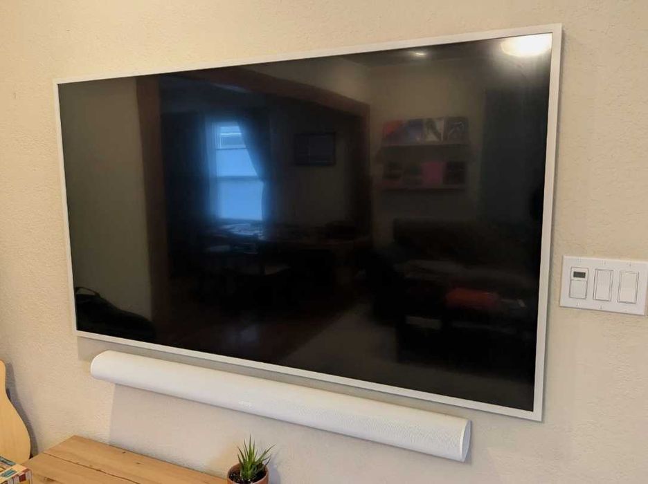 Samsung Frame TV 65" QLED 4K UHD HDR Smart TV, White bezel (2020)