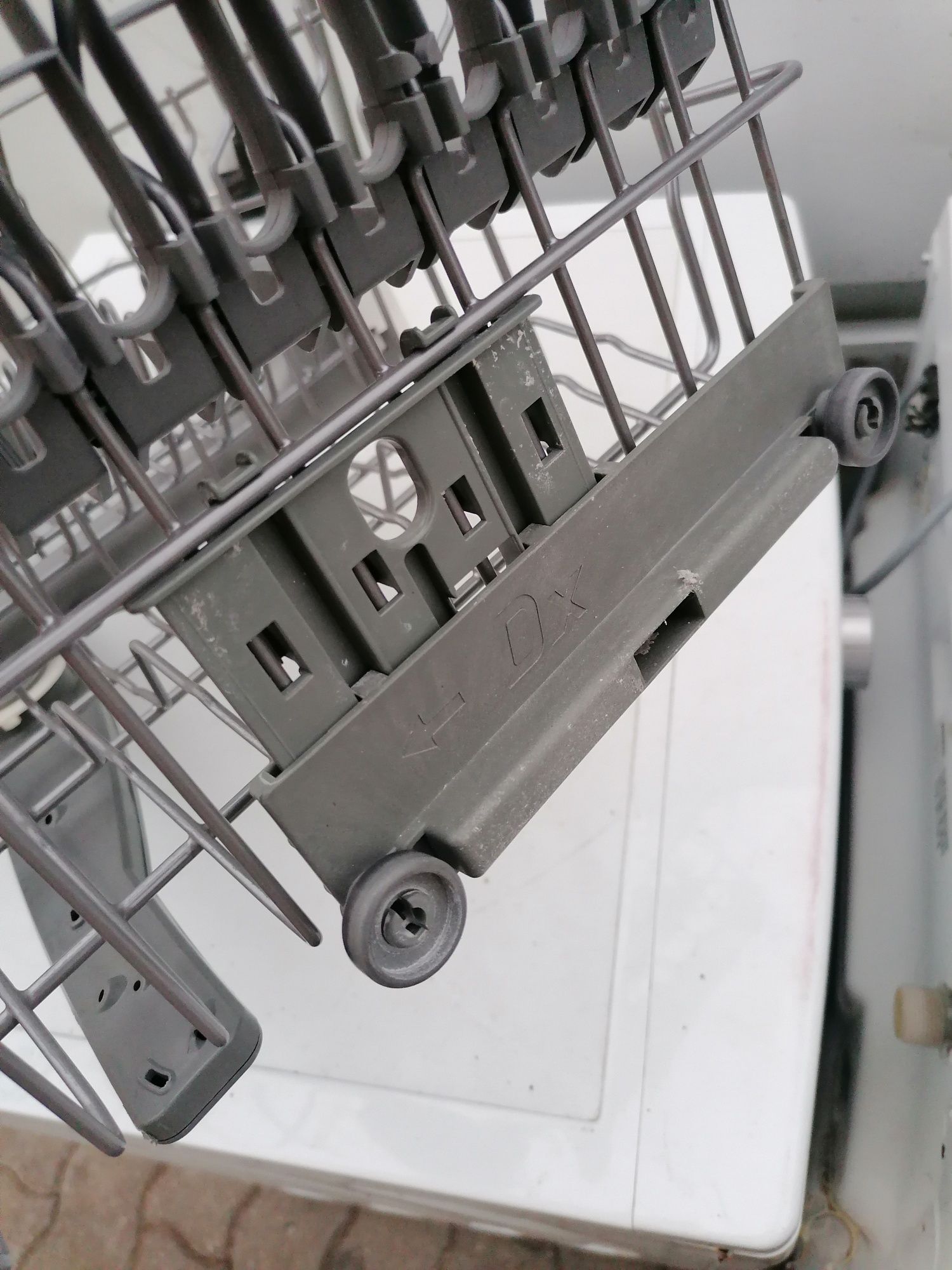 Cesto superior de máquina de lavar louça AEG