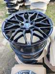 Nowe felgi aluminiowe powystawowe DOTZ 5x108 8x18 et45