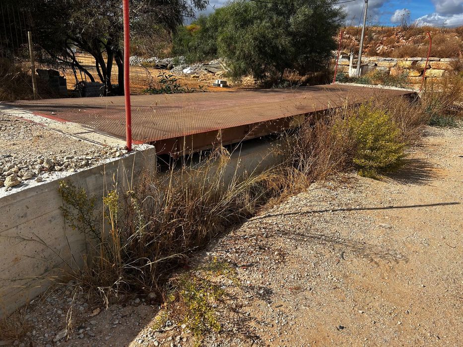 Vendo balança pesados e contentores