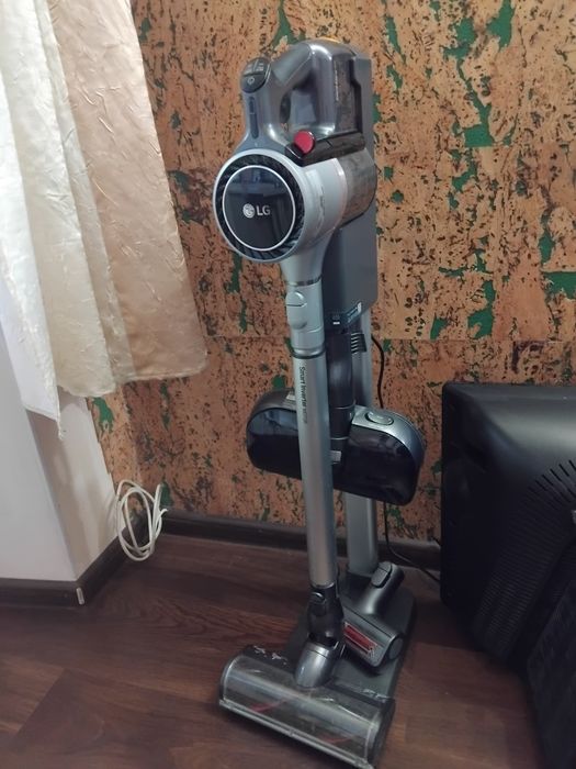 Ручка  акумуляторний пилосос миючий Пылесос LG CordZero