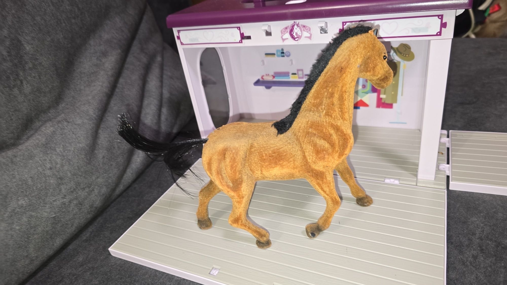 Schleich sklep dla koni