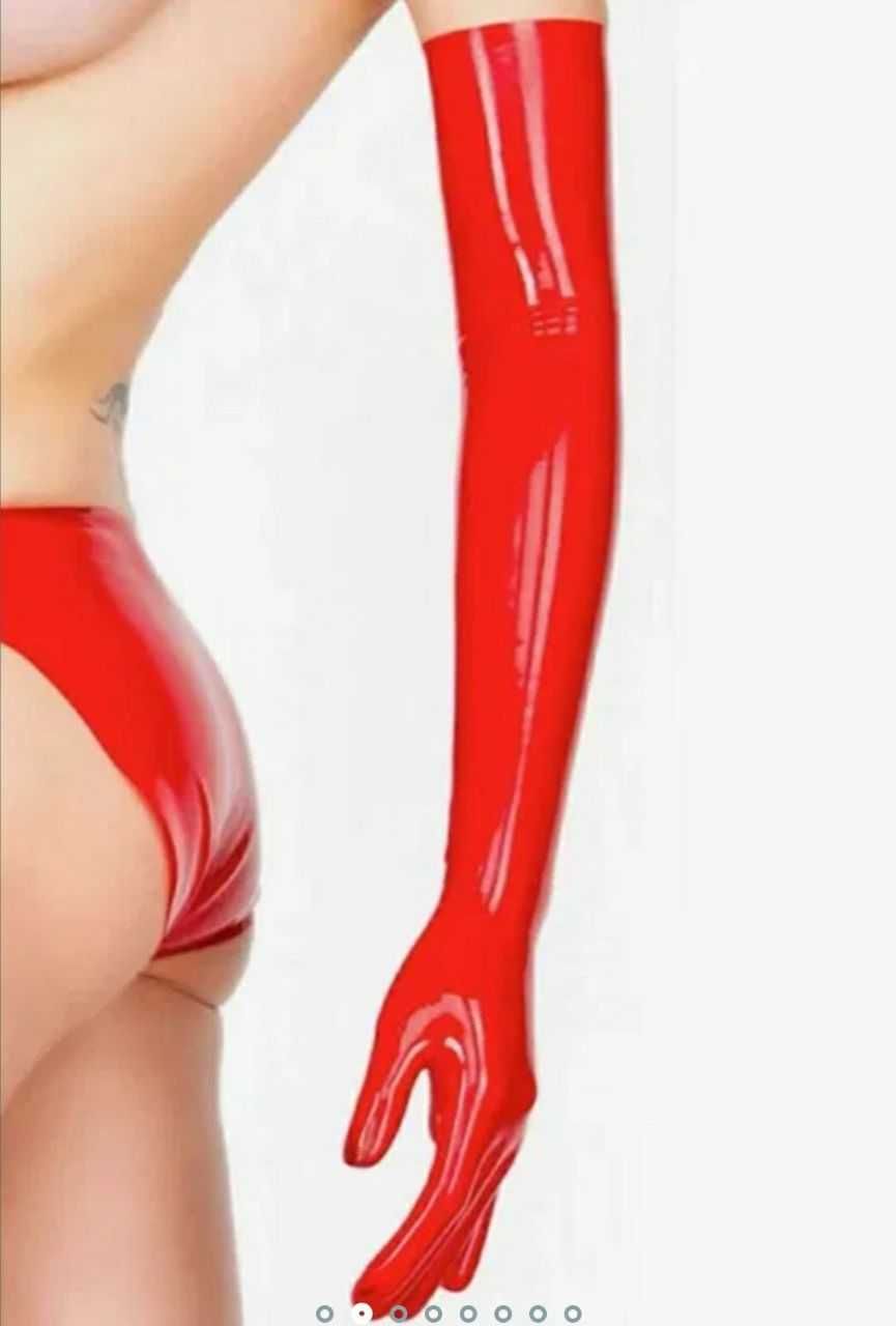 Latex. Длинные женские перчатки из латекса