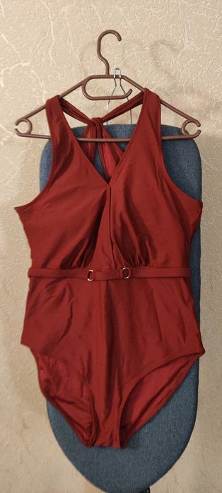 Жіночий одяг (плаття, кофтинки) 50-52 розміру