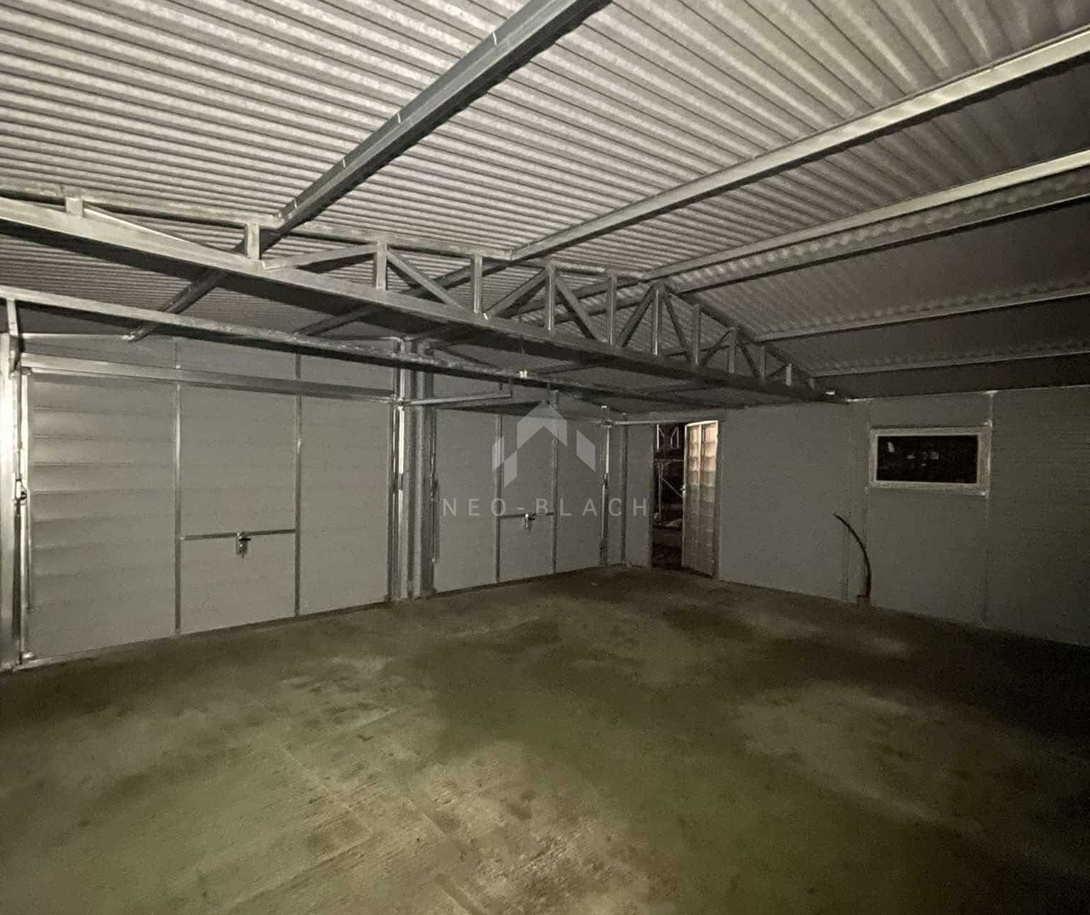 Garaż Blaszany 6X5,8M 2X Brama Uchylna Drewnopodobny Rynny  Nb447