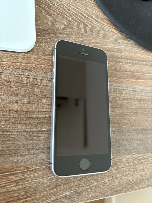 Iphone se 2016 uzywany