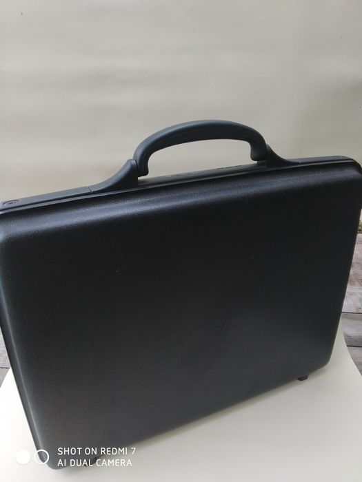 Дипломат кейс "Samsonite"