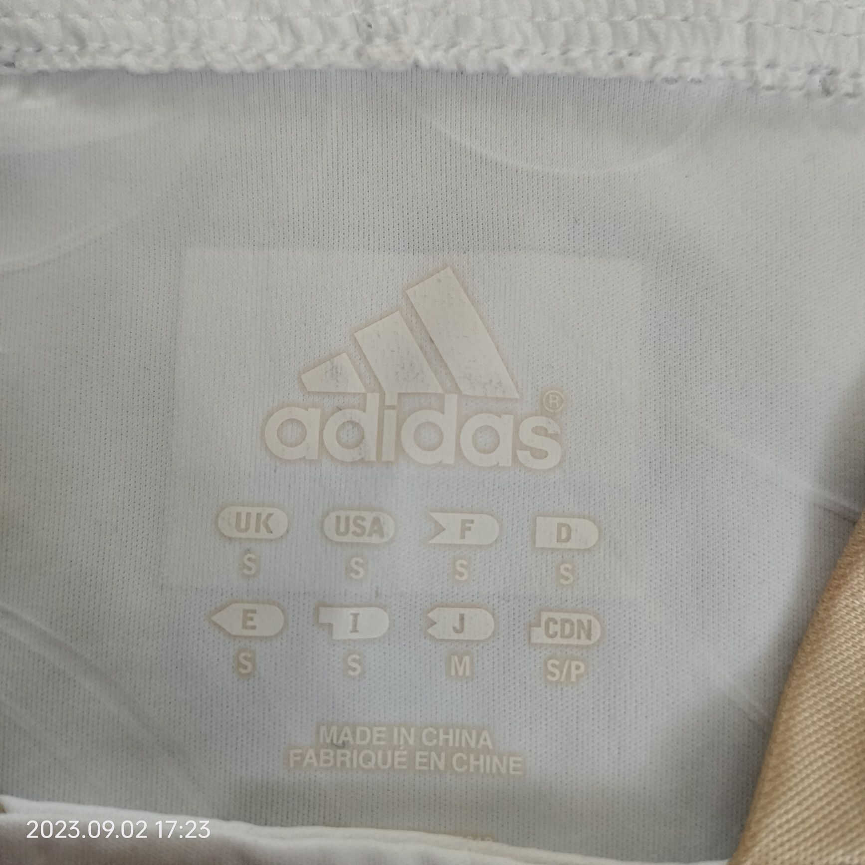 Жіноча футбольна форма команди Німеччини 2010 - 2011 Adidas V14599