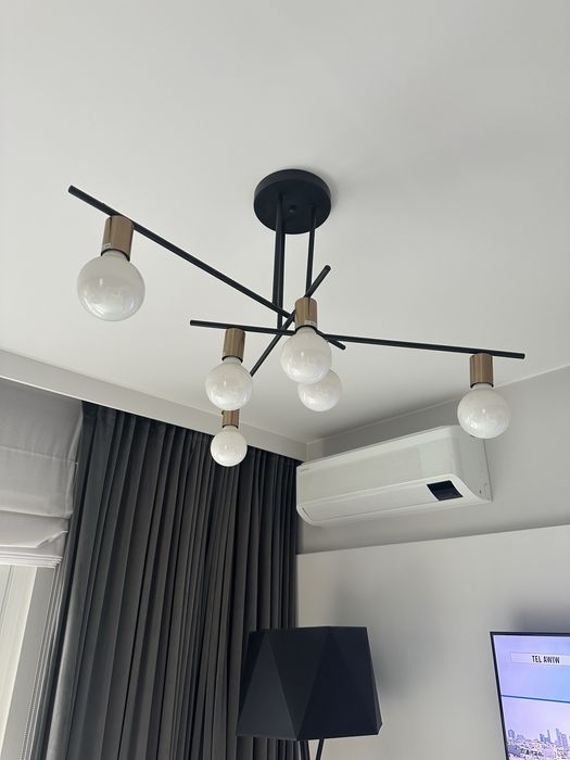 Żrandol/ lampa wiszaca  do salonu