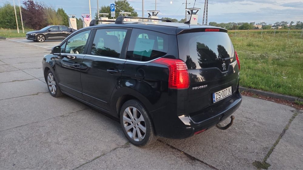 Peugot 5008 7os 2013r 1.6hdi bardzo dobry stan. Bez wkladu