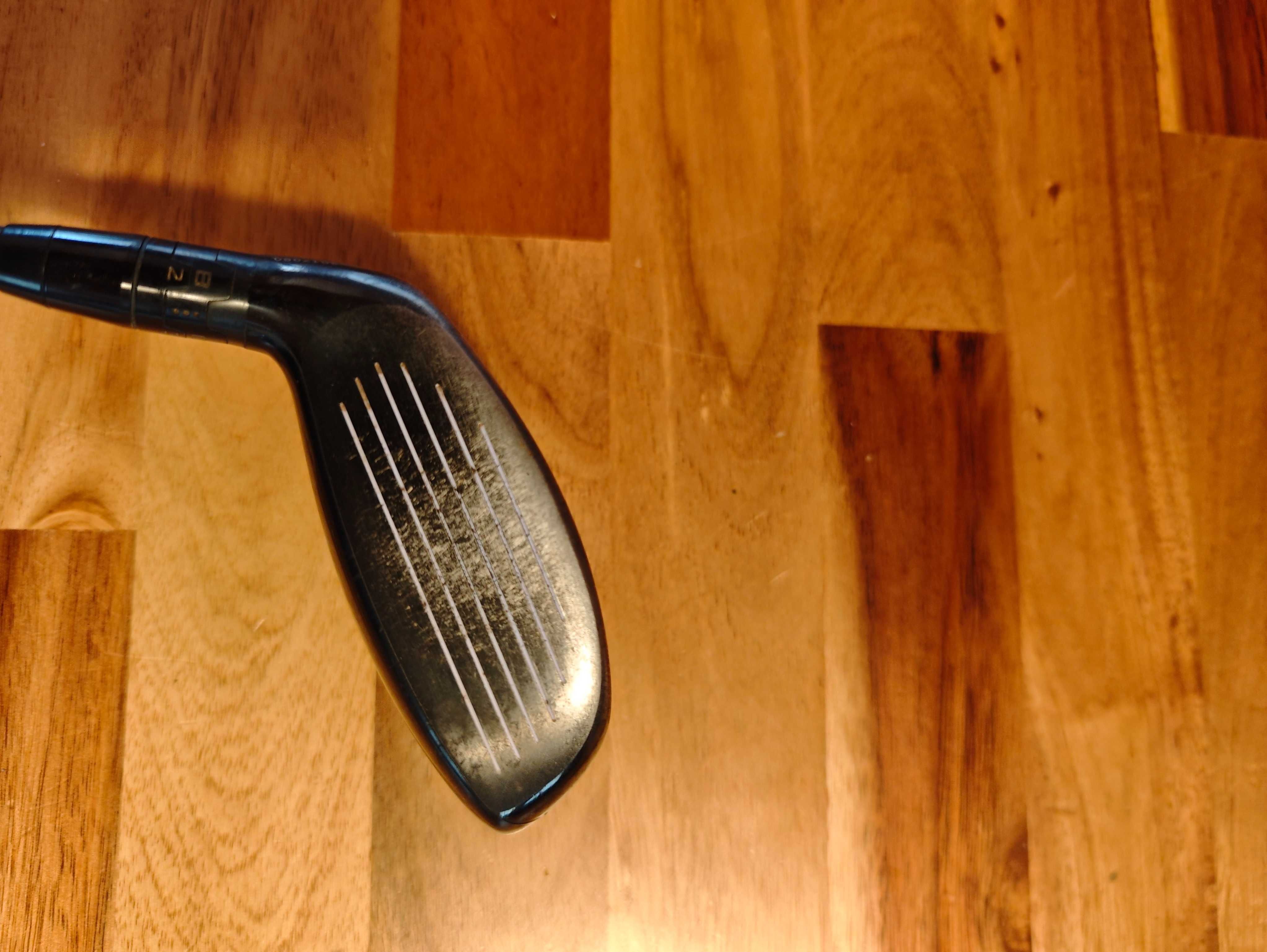 Híbrido Titleist Tsr2
