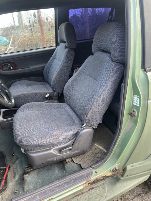 Продам сиденья с иномарки откидные