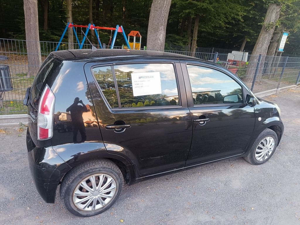 Daihatsu Sirion 1.3 benzyna prywatnie