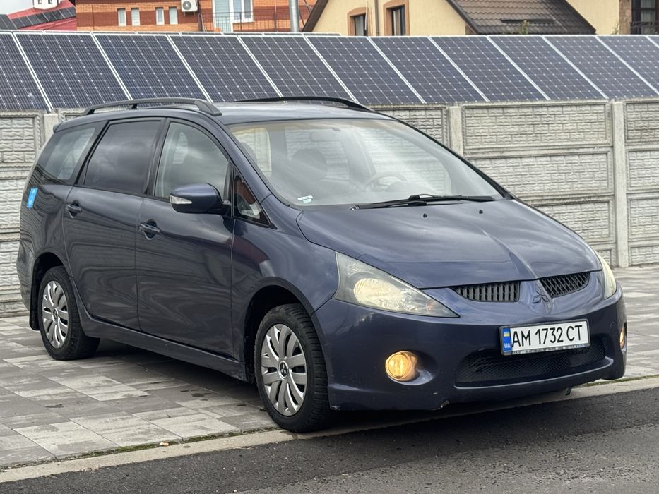 mitsubishi grandis 2004 рік