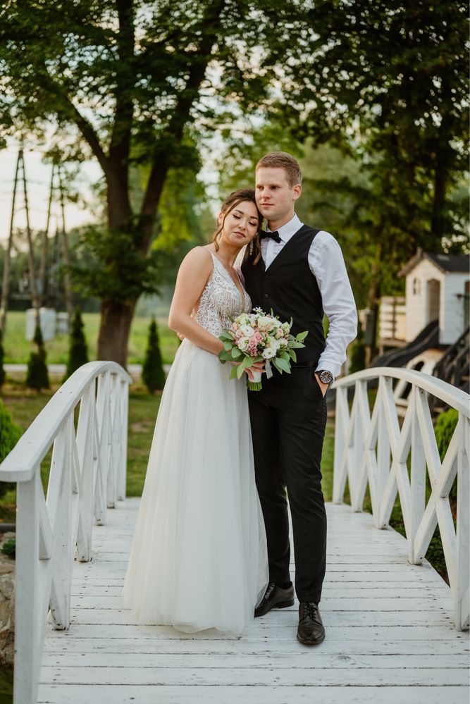 Suknia ślubna od słynnego projektanta Randy Fenoli