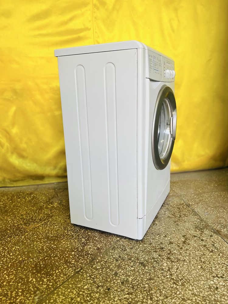 Стиральная машина Indesit WISL85