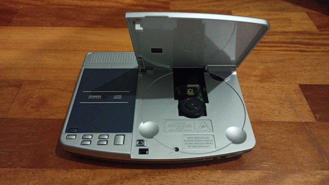 Odtwarzacz DVD SCOTT CRX808