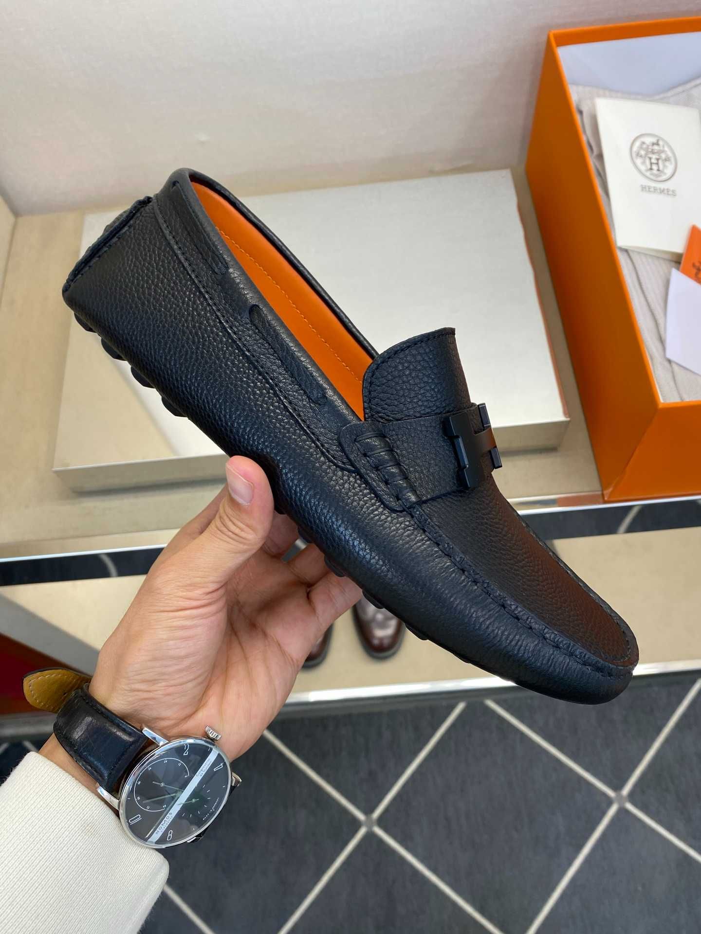 Sapatos Hermes, sapatos desportivos, sapatos casuais 96