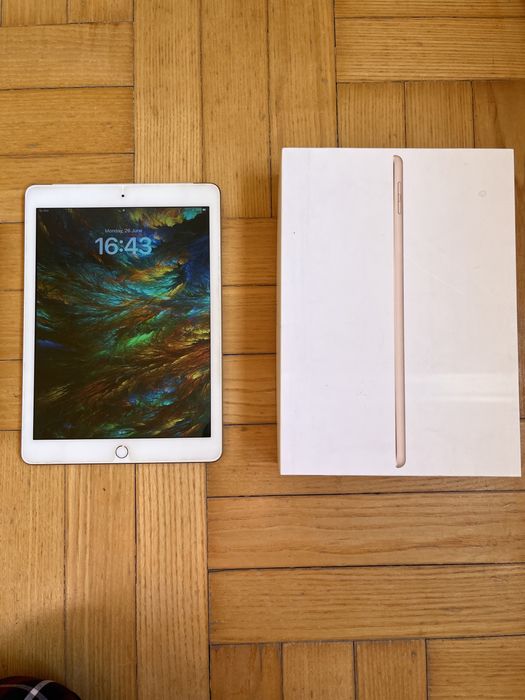 iPad 5 Wi-Fi + Cellular 32GB