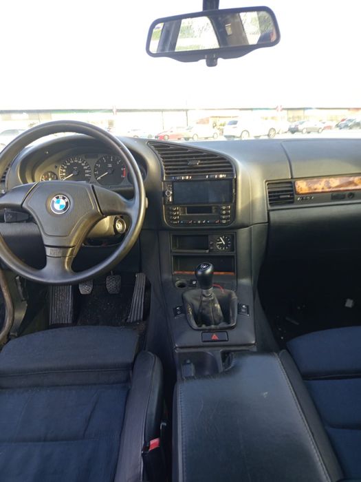 BMW E36 Coupe 1.8 IS z gazem 140KM M Pakiet