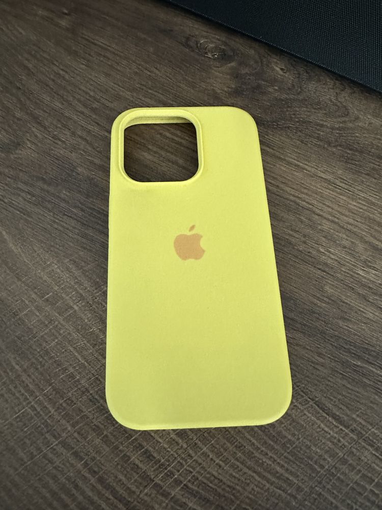 Etui case Iphone 14 pro zółte