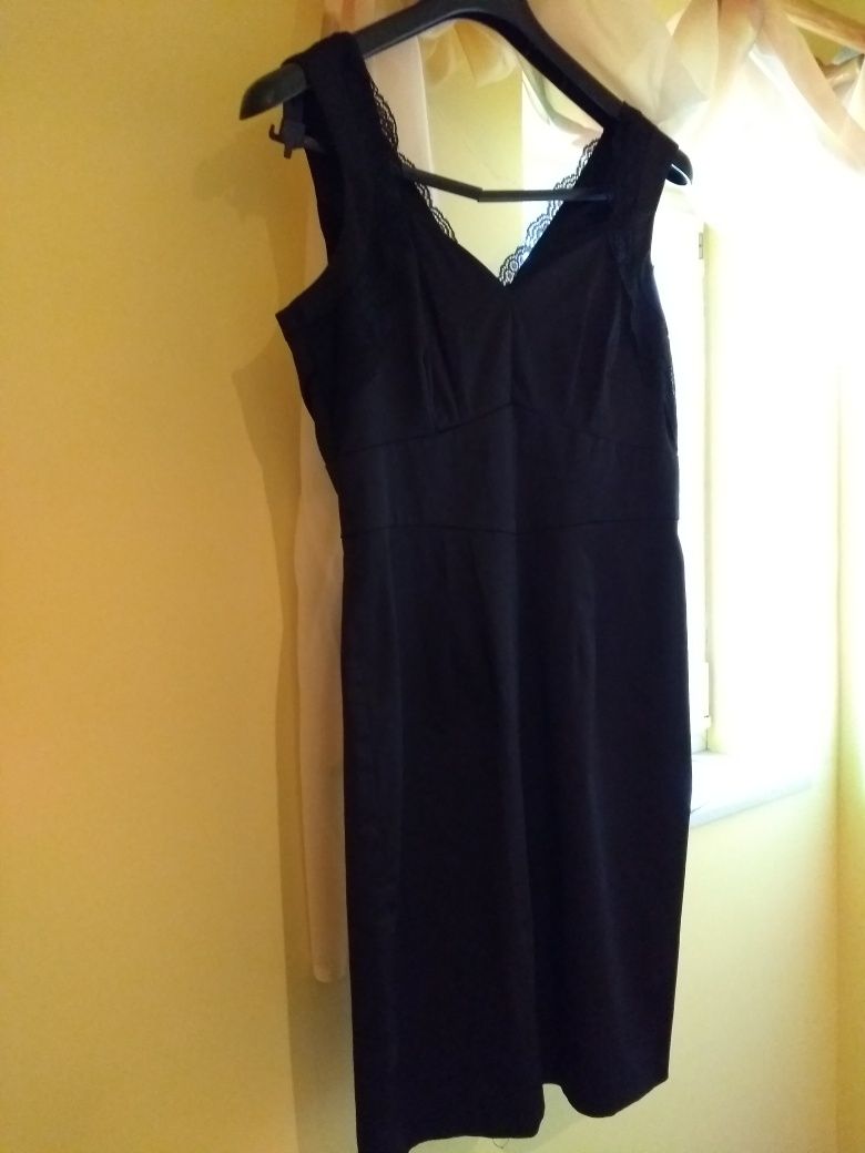 Czarna sukienka H&M wizytowa 38