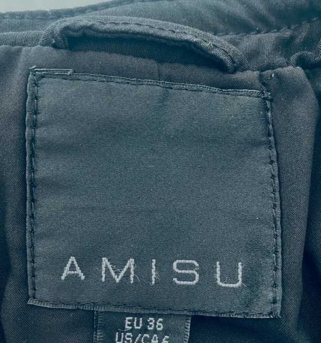 Czarna marynarka damska ze złotym zdobieniem, Amisu, rozmiar S