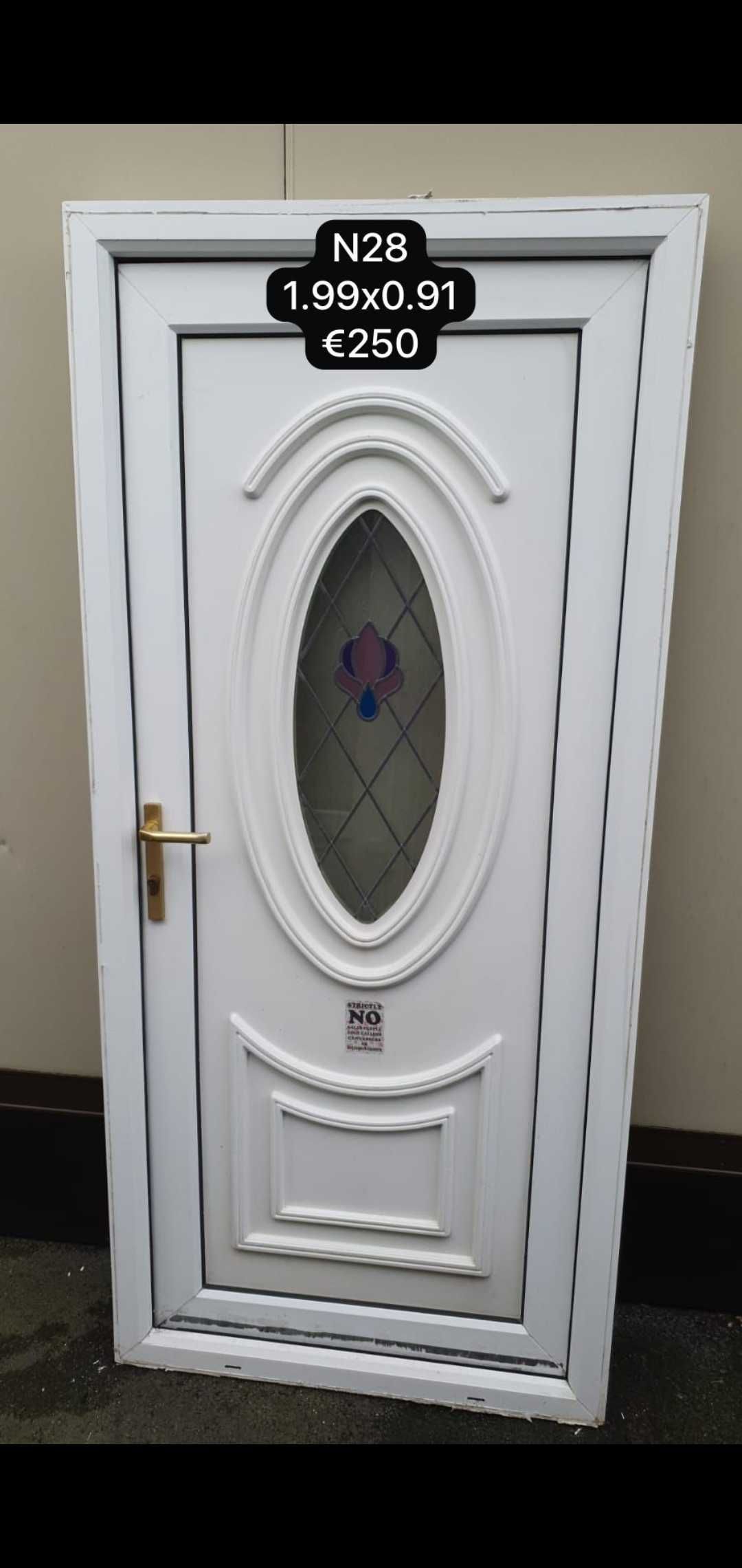 Portas de entrada em pvc