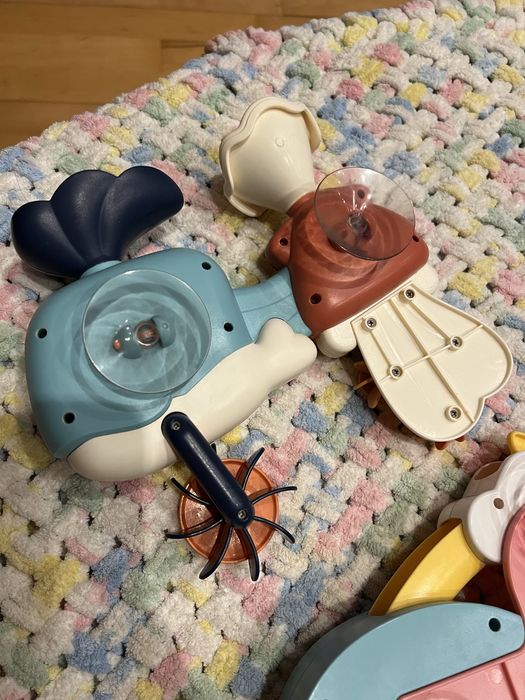 Іграшки для купання