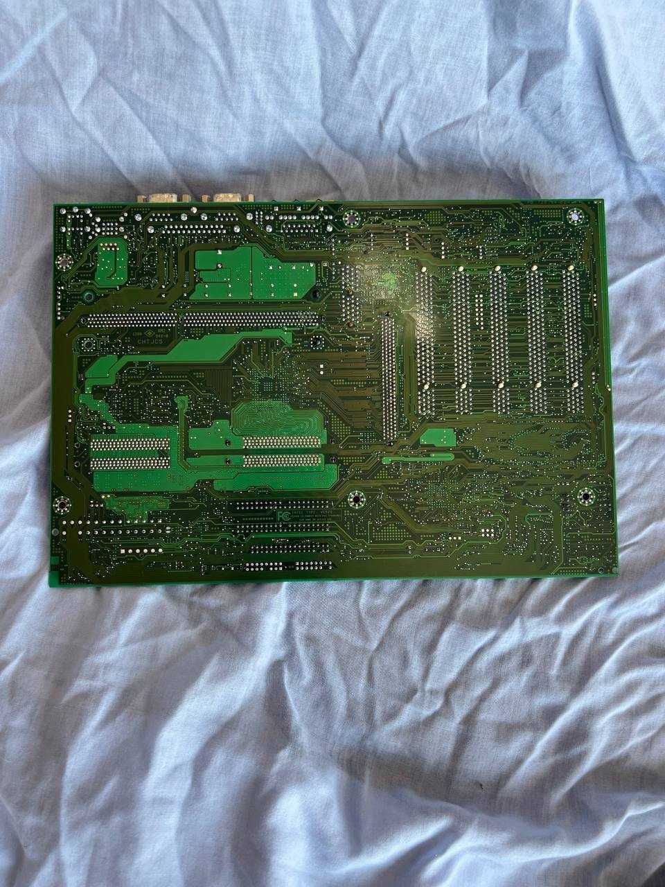 Motherboard Intel VC820