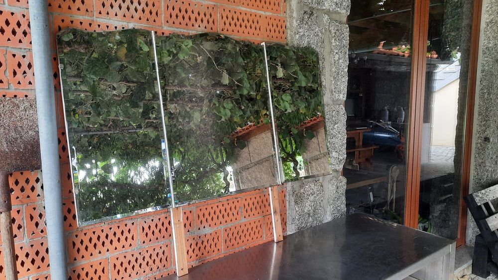 Espelho em bom estado