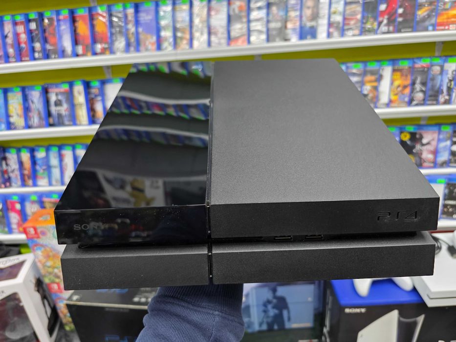 NA BOGATO Konsola PS4 500GB Gogle VR 2x Move Kamera 4 gry VR Gwar 6