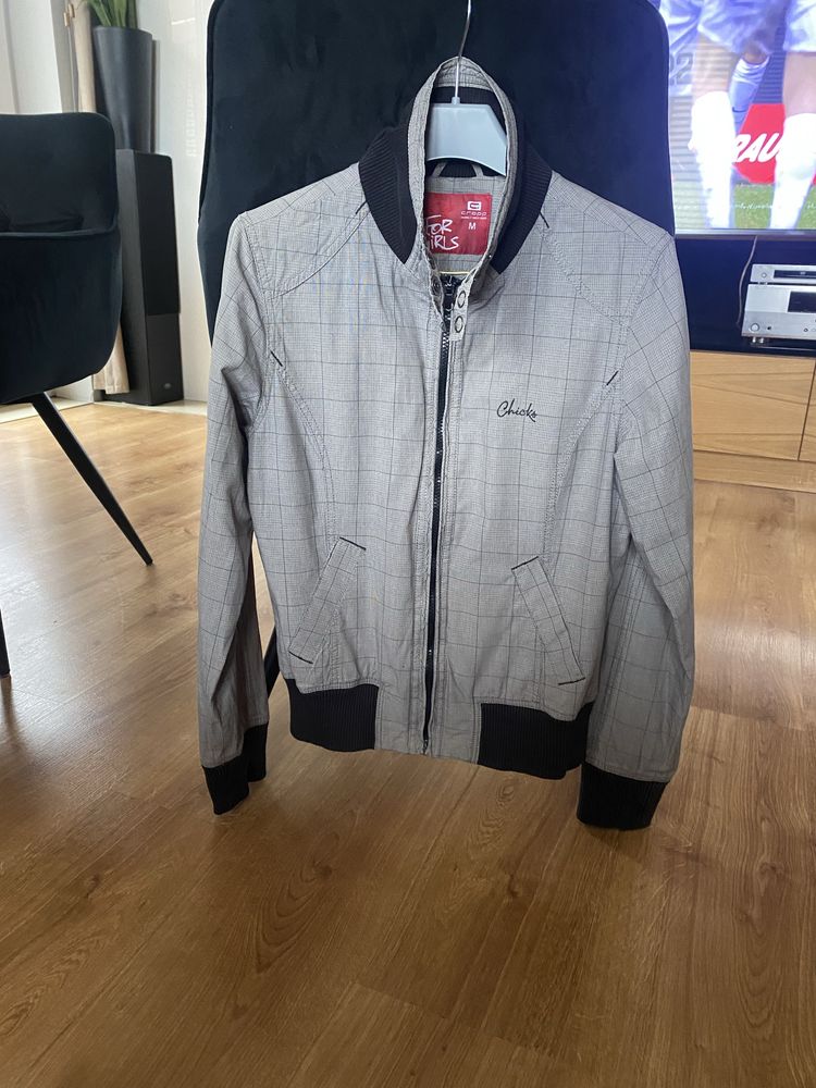 Kurtka bomberka cropp