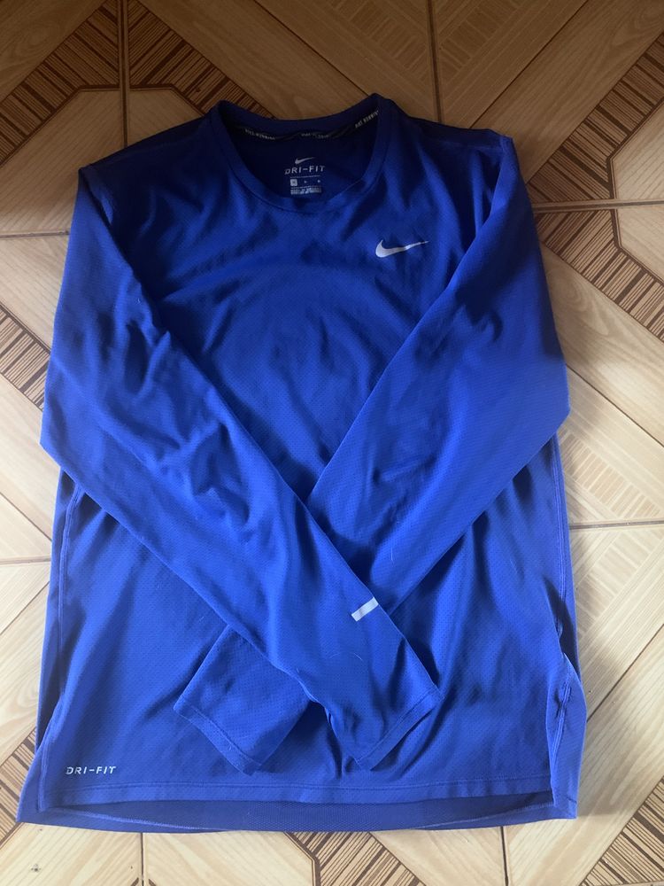 Sportowa bluzka meska Nike Running M