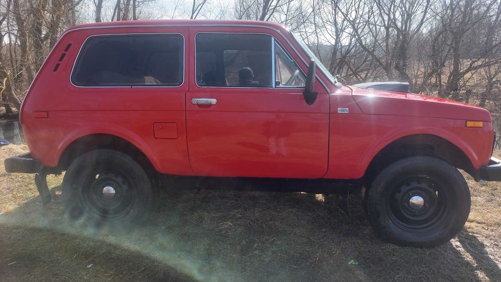 Продам ниву ВАЗ 2121